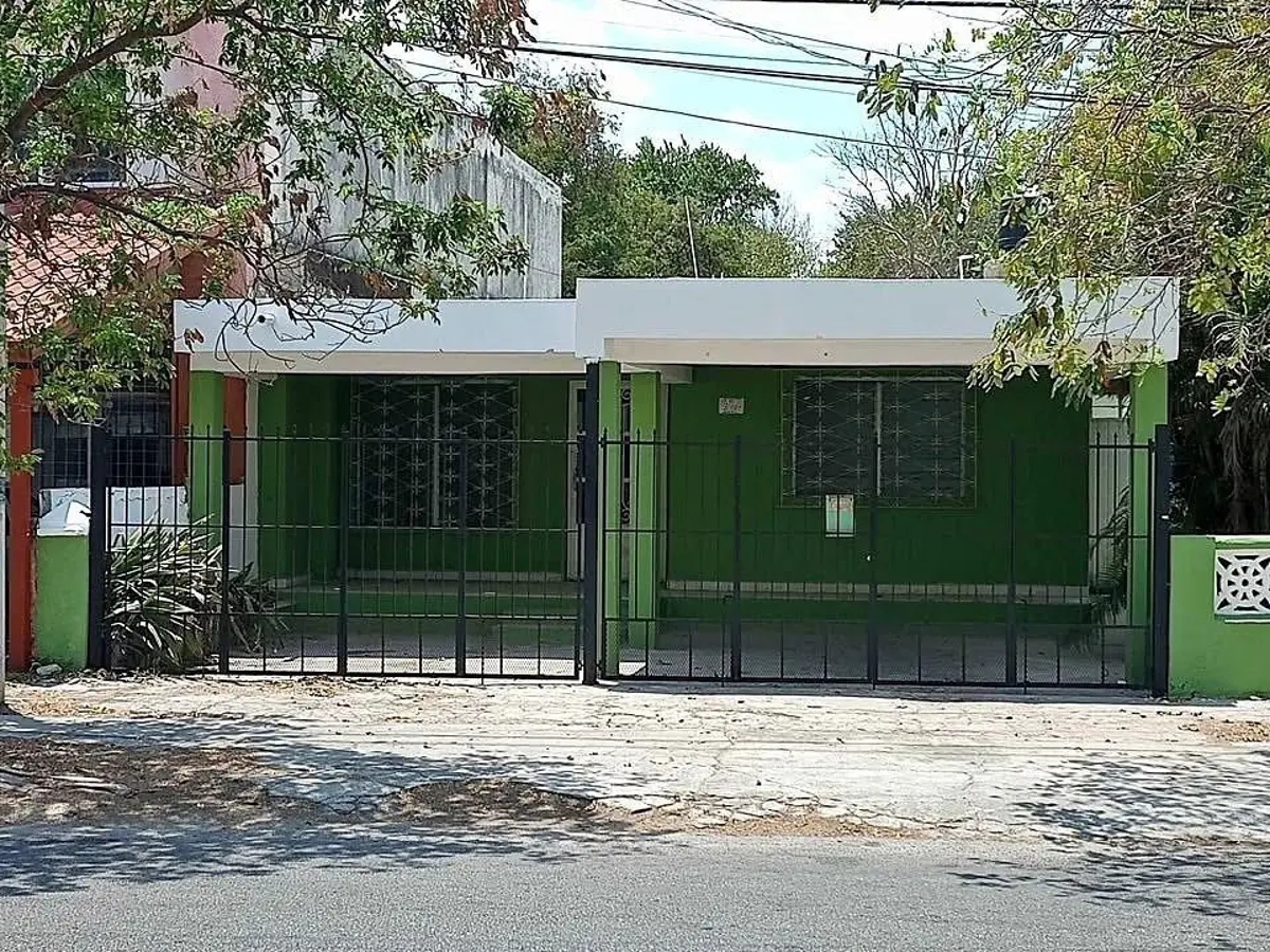 Casa en venta en Itzaes, Mérida — foto 1 de 16