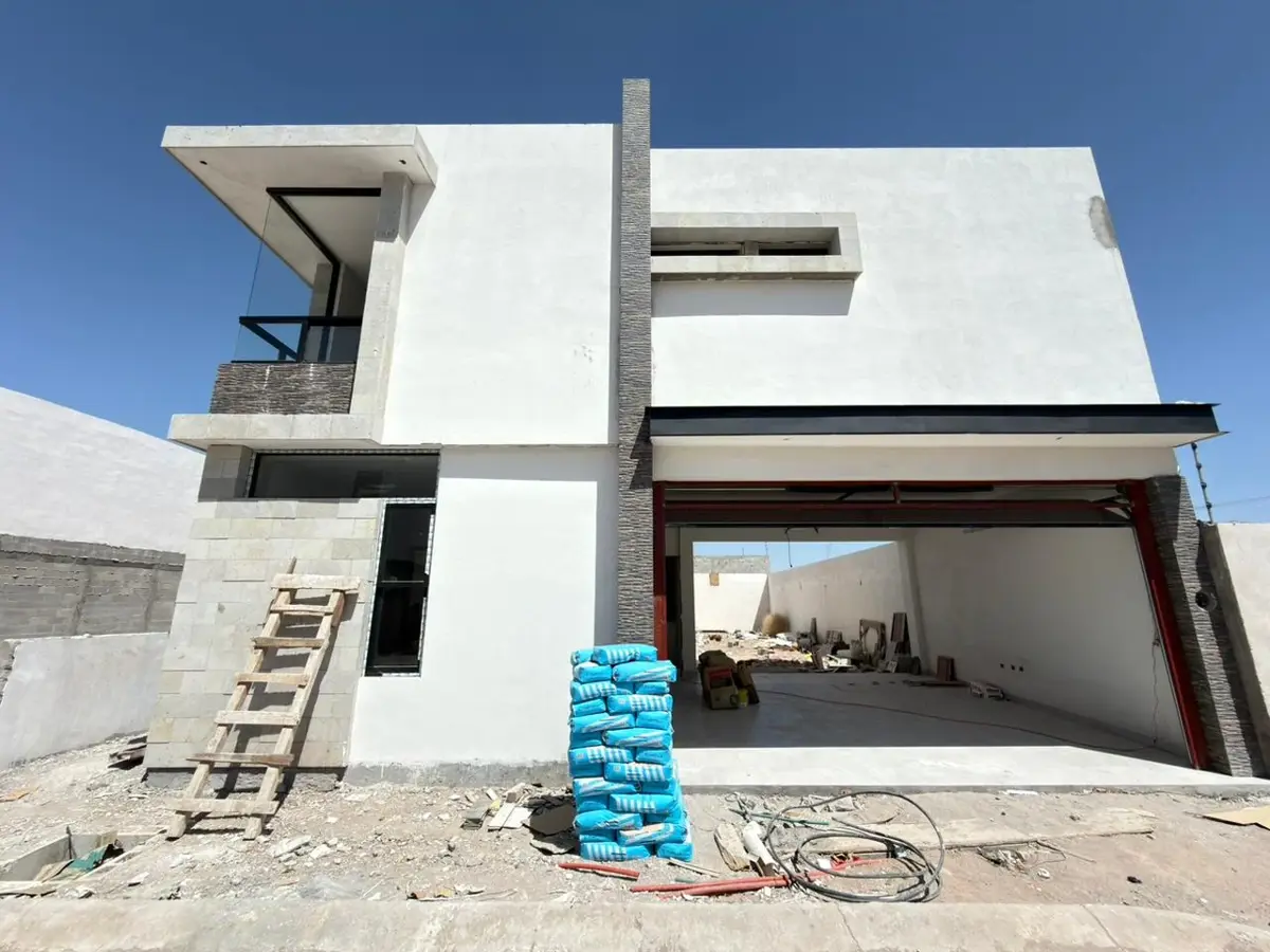 Casa en venta en Los Viñedos, Torreón — foto 1 de 25