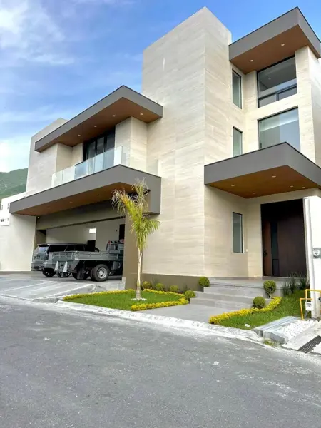 Residencia de Lujo en Venta en Carretera Nacional - Club de Golf la Herradura Residencia de Lujo en Venta en Carretera Nacional - Club de Golf la Herradura