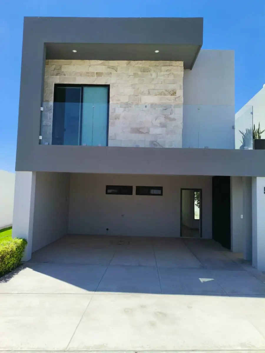 Casa en venta en La Barranca, Torreón — foto 1 de 41