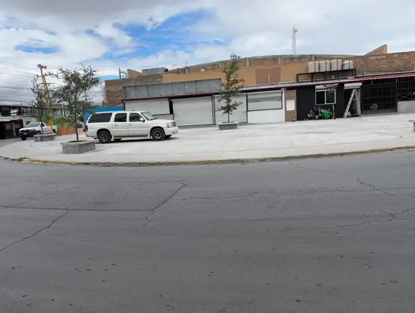 Local en renta en Blanca Esthela, Ramos Arizpe — foto 2 de 7