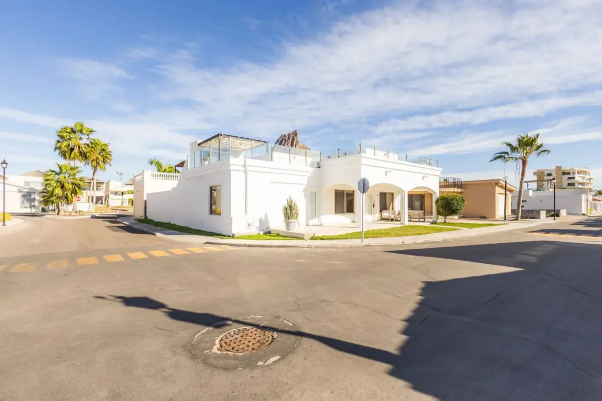 Casa en venta en Marina Real, Guaymas — foto 1 de 24