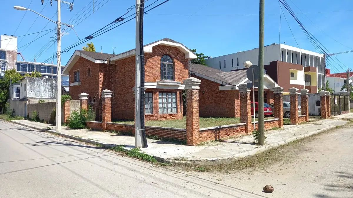 Casa en venta en Campestre, Mérida — foto 1 de 36