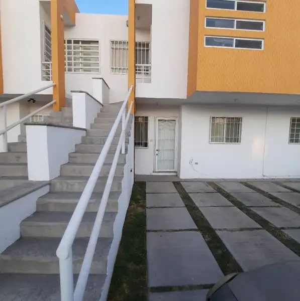 Casa en venta en Santuarios del Cerrito, Corregidora — foto 2 de 9