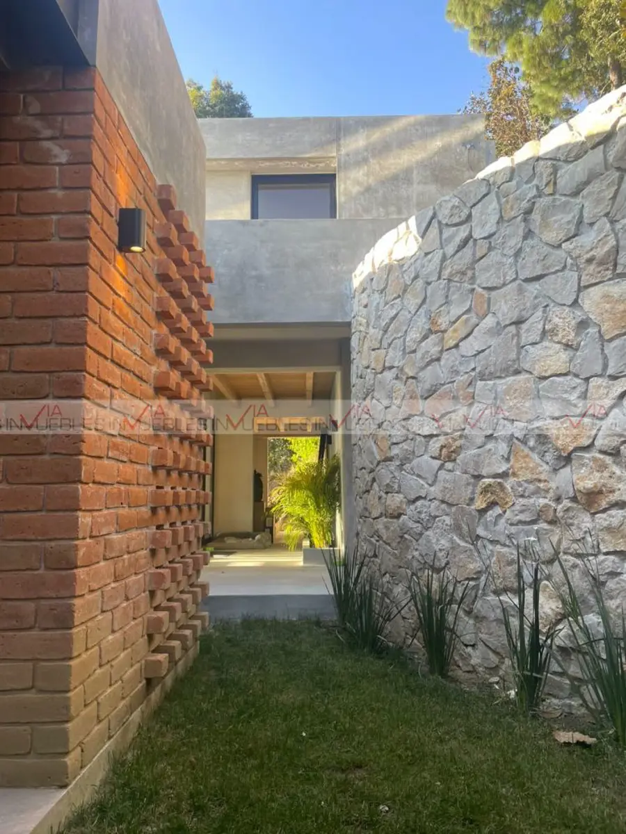 Casa en venta en Huitepec Ocotal Sección II, San Cristóbal de las Casas — foto 1 de 11