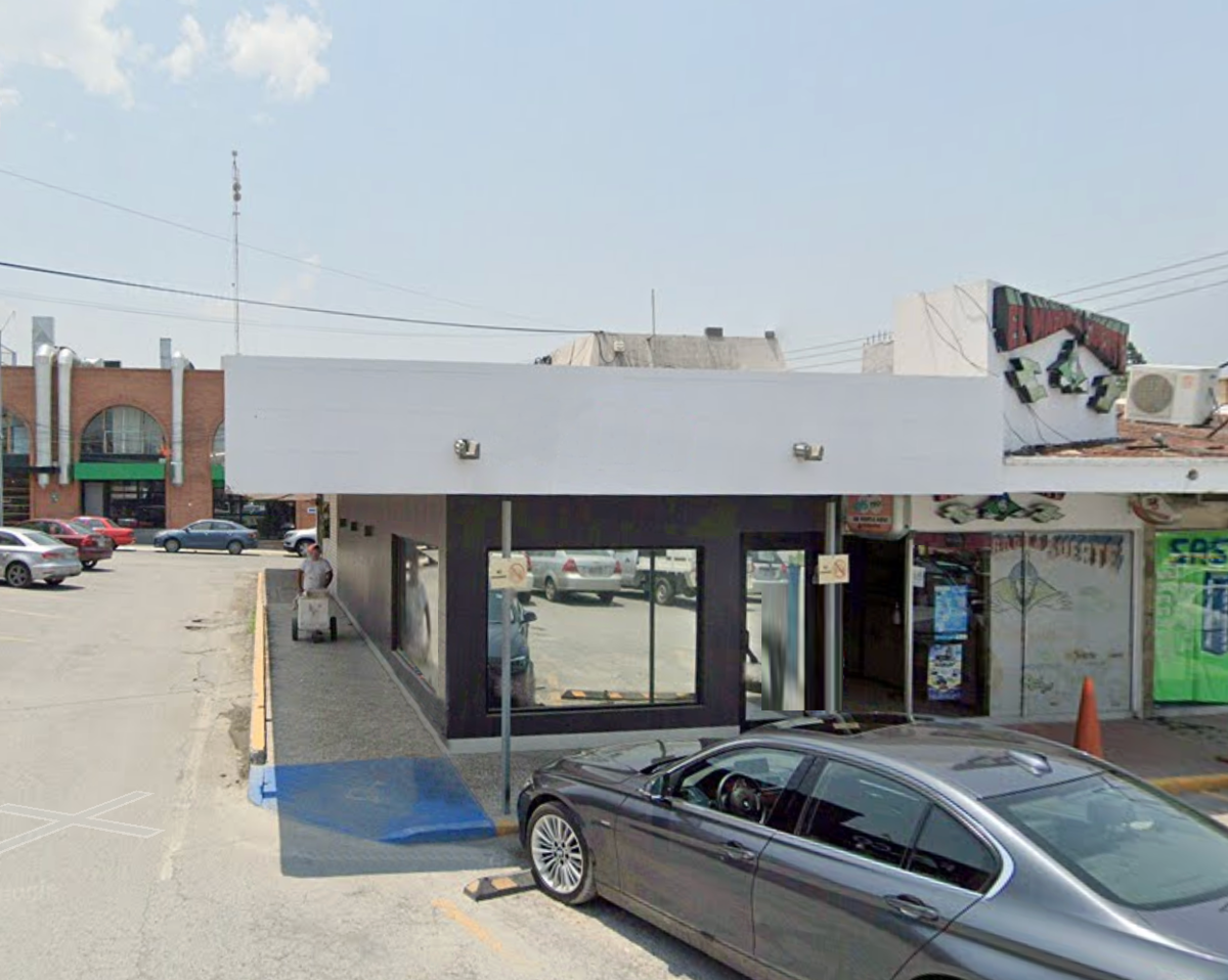 Local en renta en Bosques del Valle, San Pedro Garza García — foto 1 de 10