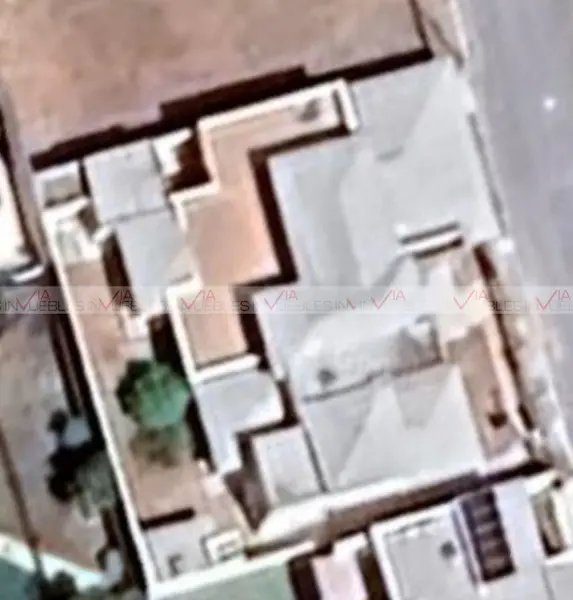 Casa en venta en Lomas de los Pilares, Cadereyta Jiménez — foto 2 de 8