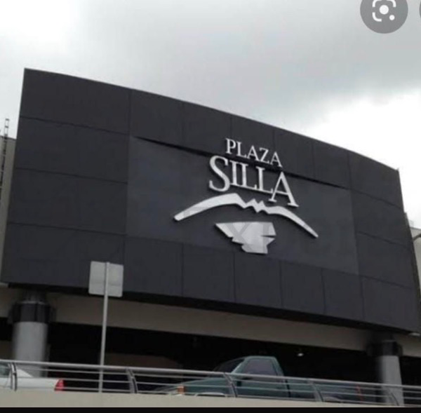 Locales en Renta en Contry, Plaza la Silla Zona Sur de Monterrey