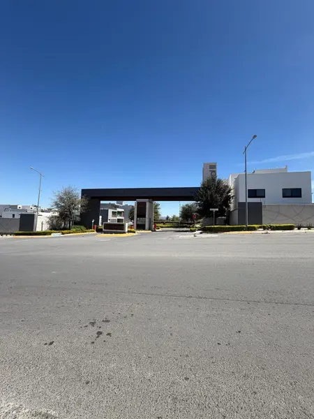 Terreno en venta en Santoral, García — foto 2 de 11