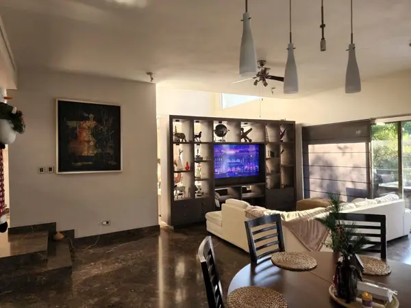 Casa en venta en Lomas de Hípico, Monterrey — foto 2 de 47