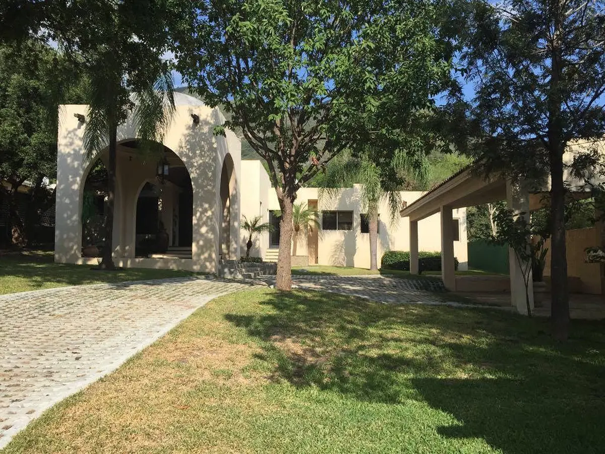 Casa en venta en El Uro, Monterrey — foto 1 de 20