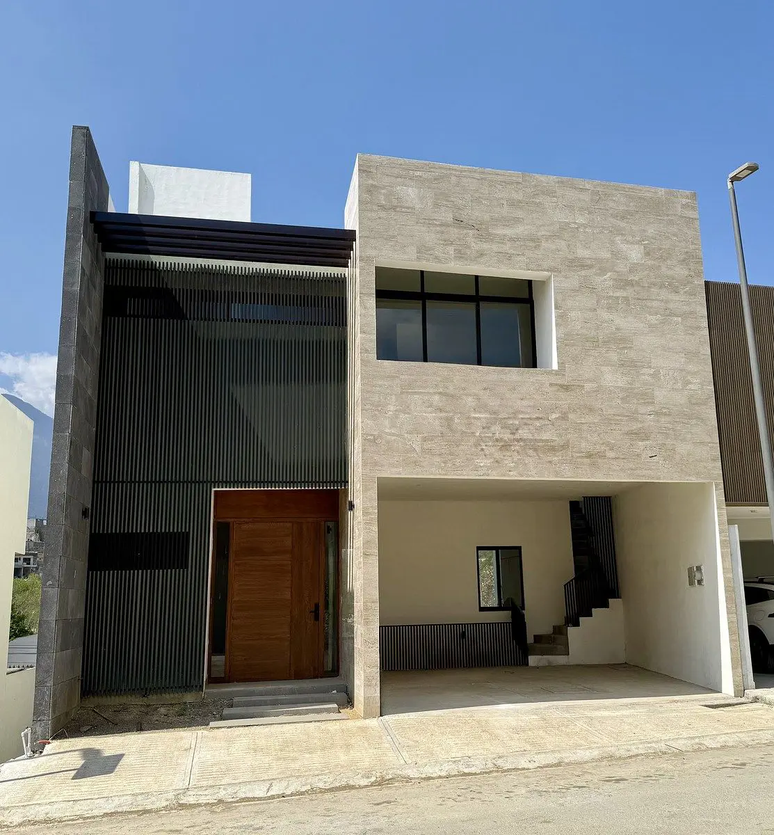 Casa en venta en Mítica Residencial, Monterrey — foto 1 de 27