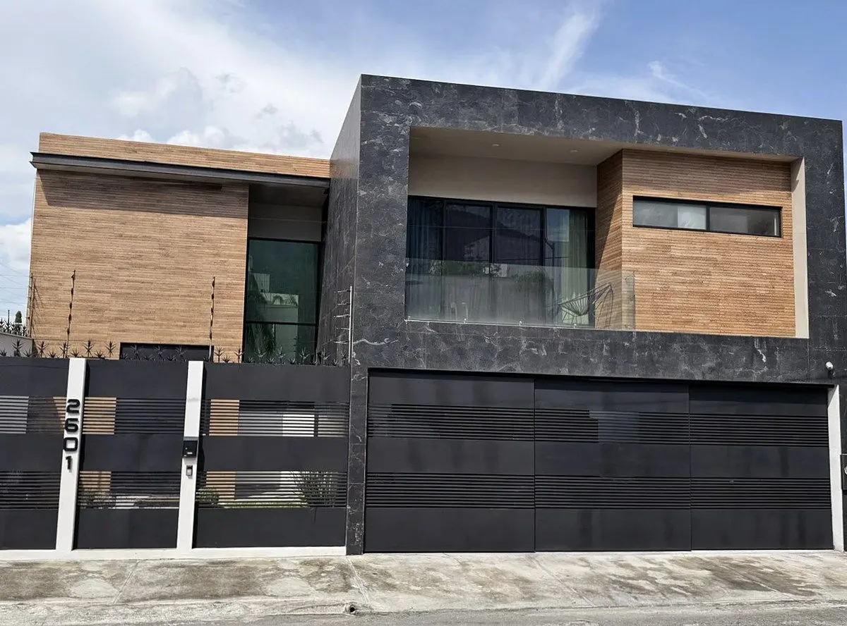 Casa en venta en Las Cumbres 5 Sector A, Monterrey — foto 1 de 31
