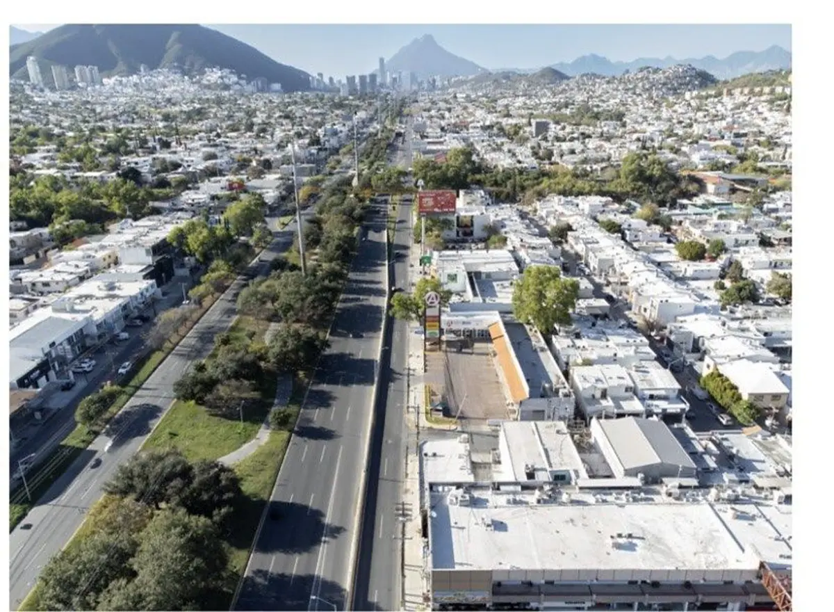 Local en renta en Lazaro Cardenas, Monterrey — foto 1 de 2