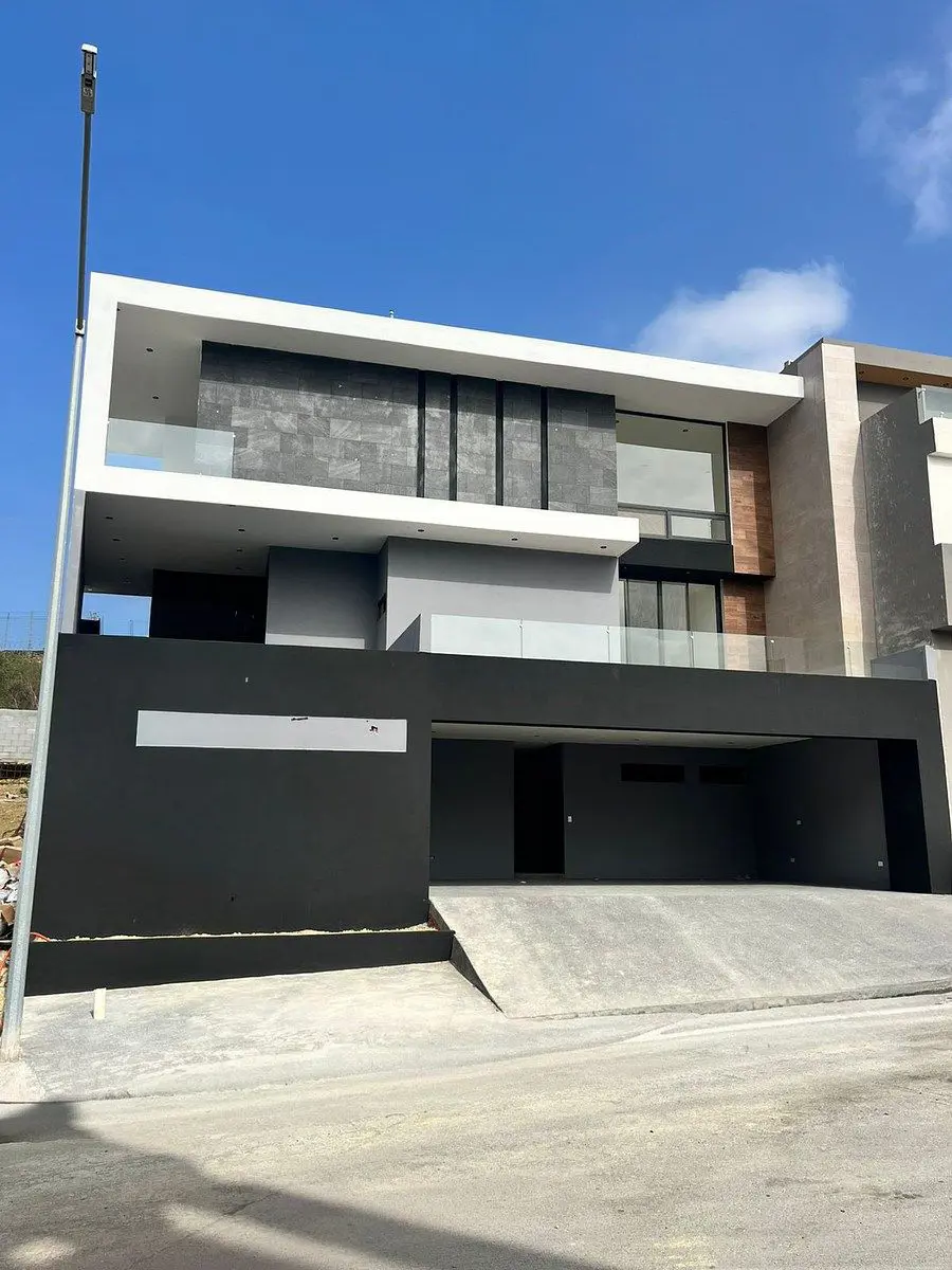 Casa en venta en Bosques de las Misiones, Santiago — foto 1 de 50