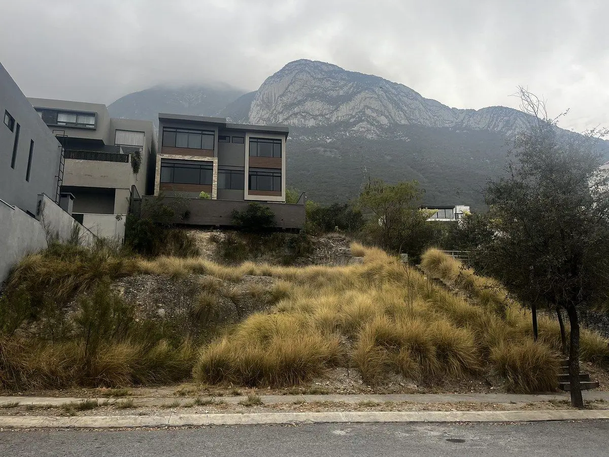 Terreno en venta en Residencial Cordillera, Santa Catarina — foto 1 de 6