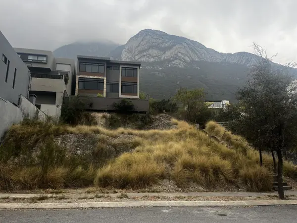 TERRENO EN VENTA EN RESIDENCIAL CORDILLERA TERRENO EN VENTA EN RESIDENCIAL CORDILLERA
