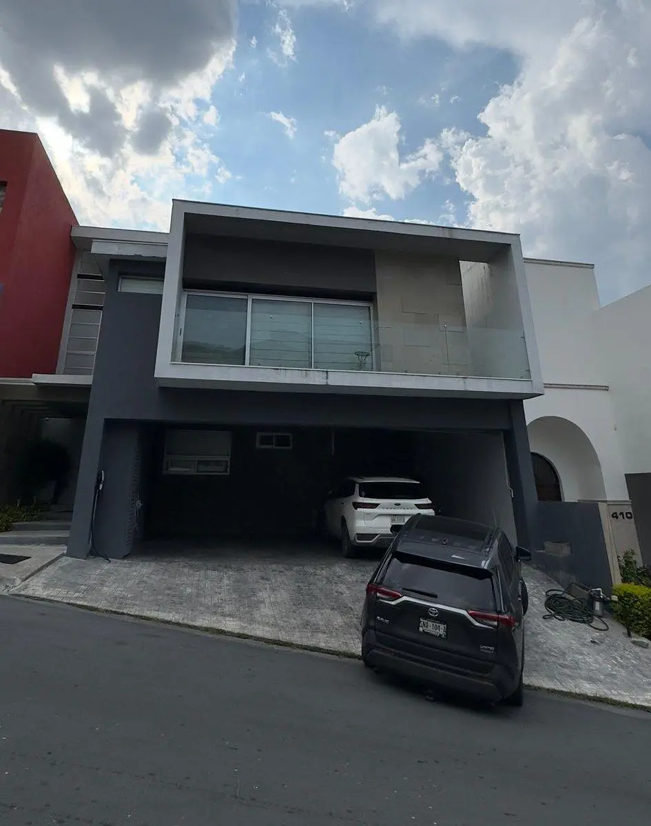 Casa en venta en Lagos del Vergel, Monterrey — foto 1 de 13