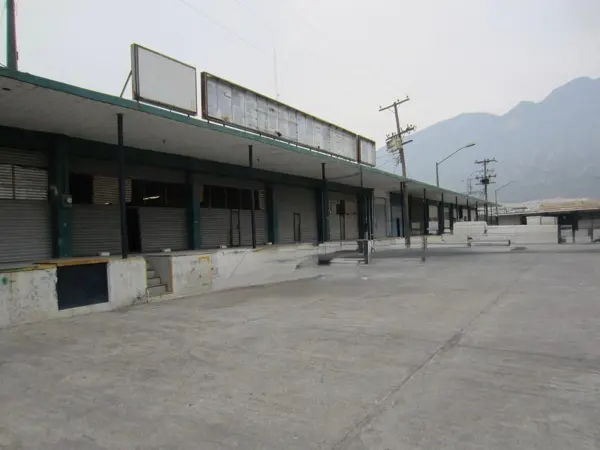 BODEGA EN RENTA EN MERCADO DE ABASTOS PONIENTE, STA. CATARINA BODEGA EN RENTA EN MERCADO DE ABASTOS PONIENTE, STA. CATARINA
