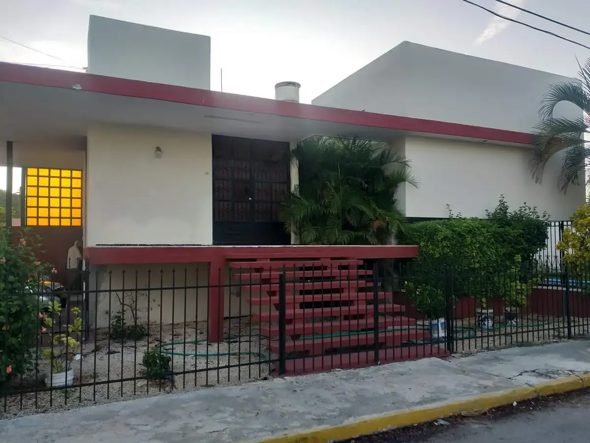 Casa en venta en Miguel Aleman, Mérida — foto 1 de 11