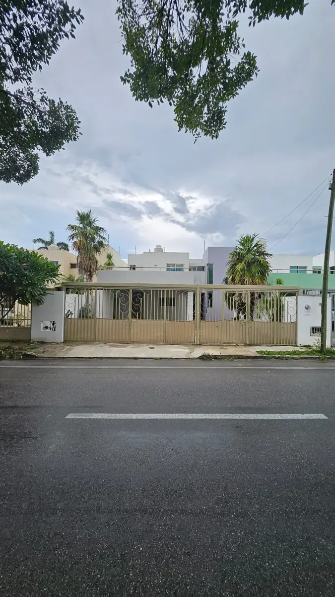Casa en venta en Los Álamos, Mérida — foto 1 de 23