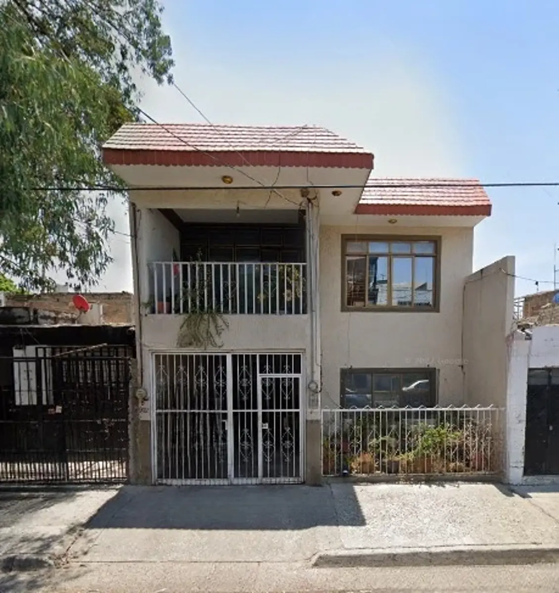 Casa en venta en Balcones de Oblatos, Guadalajara — foto 1 de 16