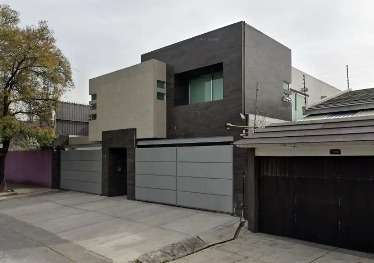 Casa en venta en Ciudad Satelite, Naucalpan de Juárez — foto 1 de 14