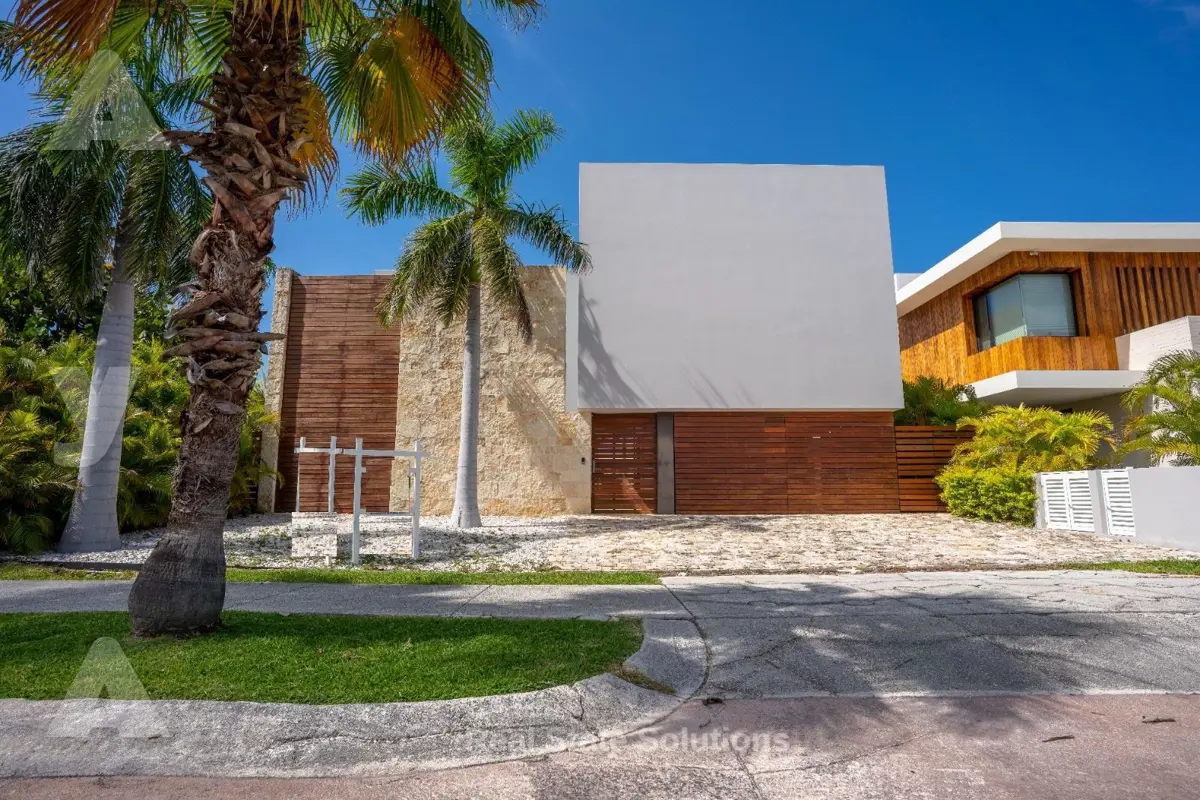 Casa en venta en Cancún, Benito Juárez — foto 1 de 45