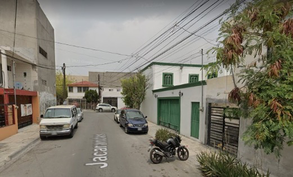 Casa en venta en Valle del Topo Chico, Monterrey — foto 2 de 5