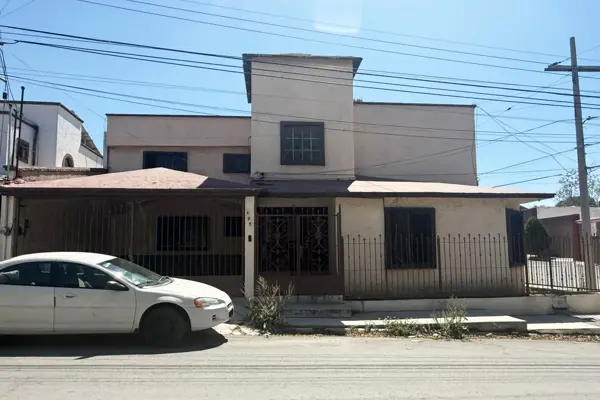 Casa en venta en Republica Poniente, Saltillo — foto 2 de 21