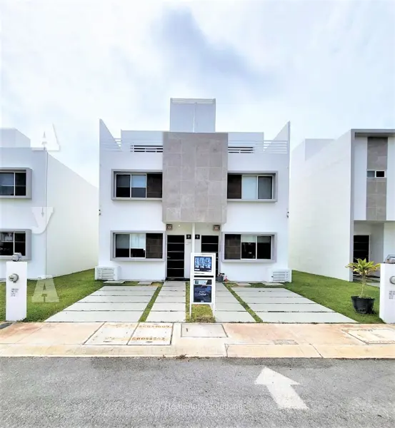 Casa en venta en Playa del Carmen, Playa del Carmen — foto 2 de 28