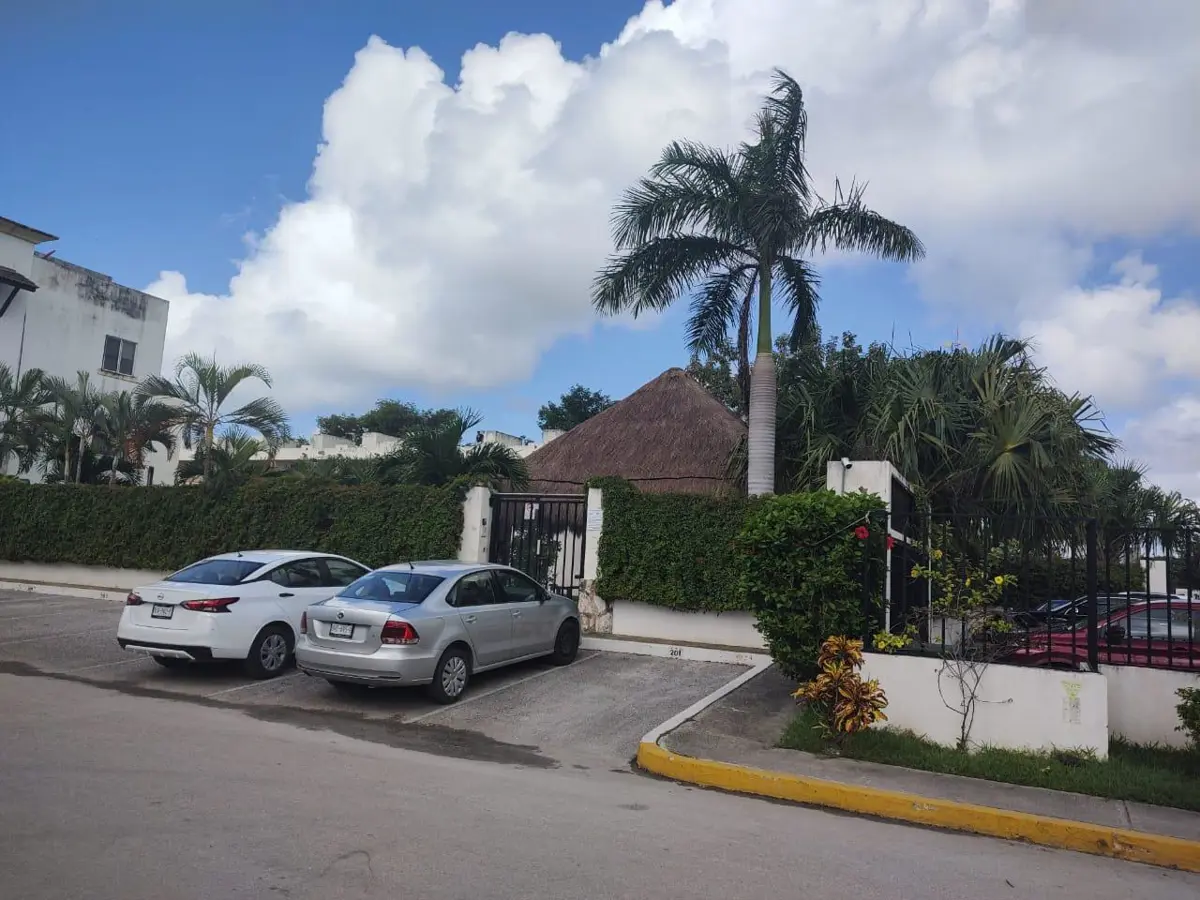 Departamento en venta en Real Ibiza, Playa del Carmen — foto 1 de 11