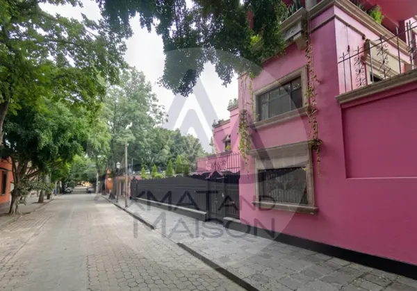 Casa con acabados de lujo en el corazón de Coyoacán. MLB Casa con acabados de lujo en el corazón de Coyoacán. MLB
