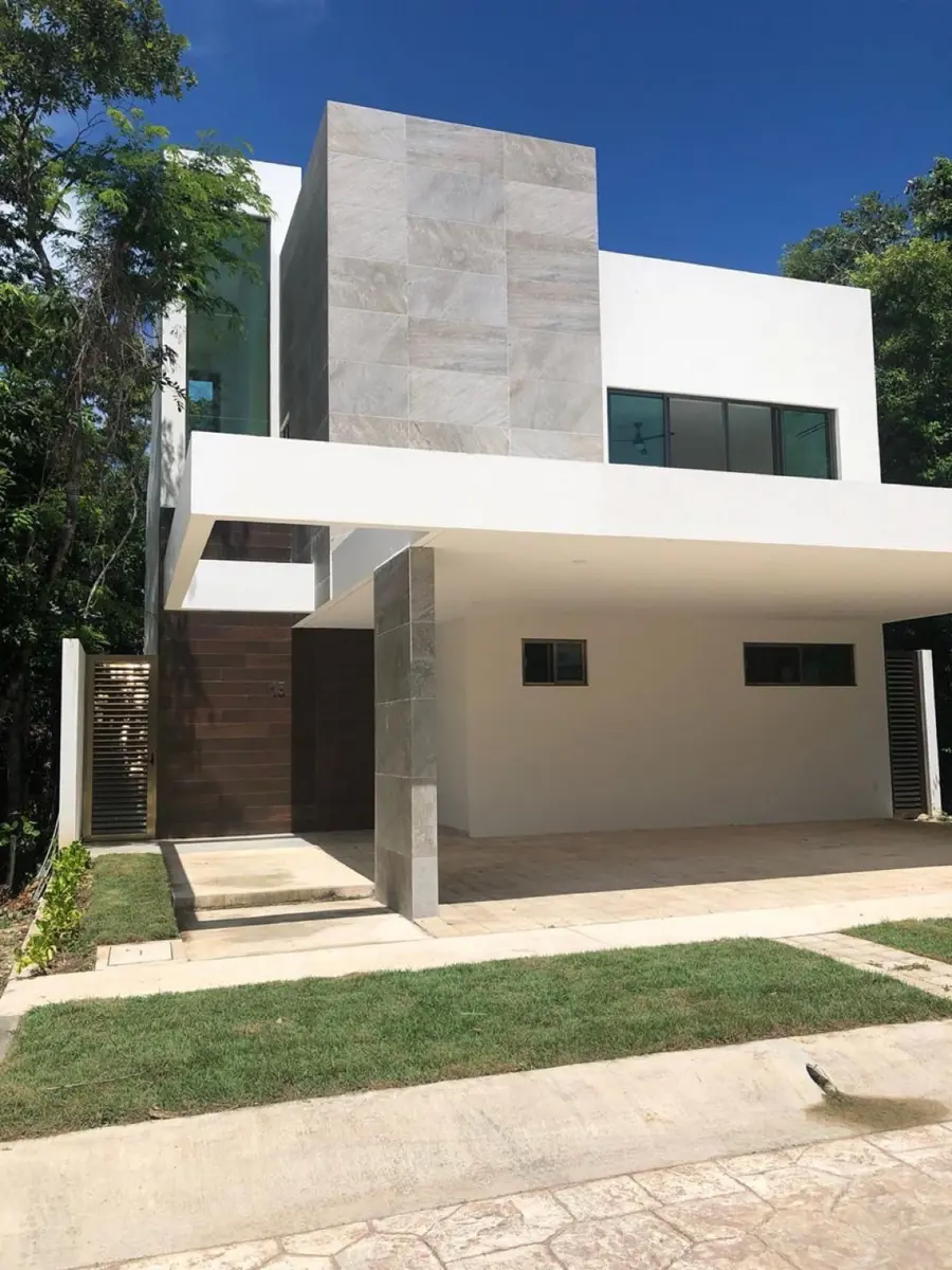 Casa en venta en Playa del Carmen, Playa del Carmen — foto 1 de 30