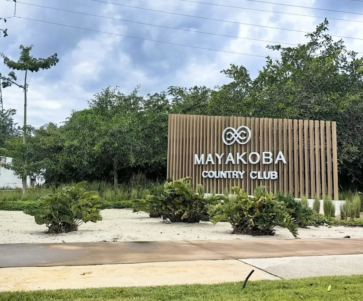 Terreno en venta en Playa del Carmen, Playa del Carmen — foto 1 de 4