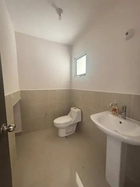 Casa en renta en La Estrella, Saltillo — foto 3 de 16