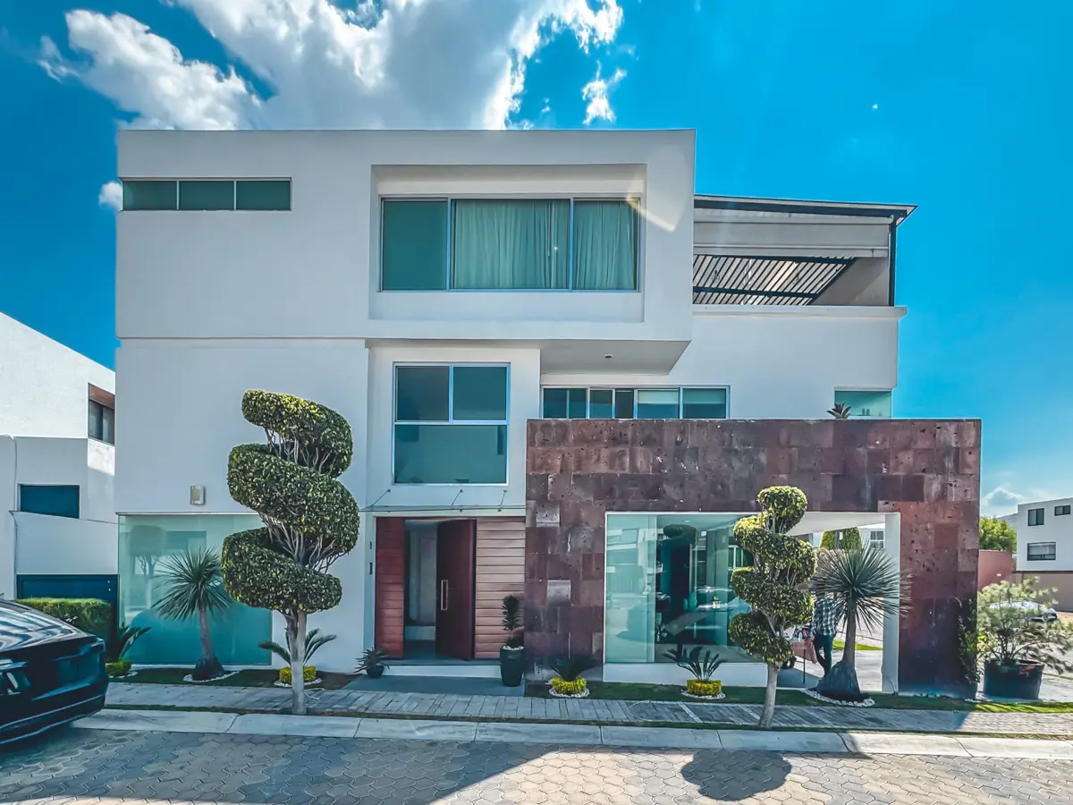 Casa en venta en Lomas de Angelópolis, Ocoyucan — foto 1 de 37