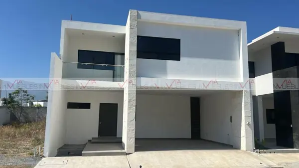 Casa en venta en Amorada Privada Residencial, Santiago — foto 2 de 15