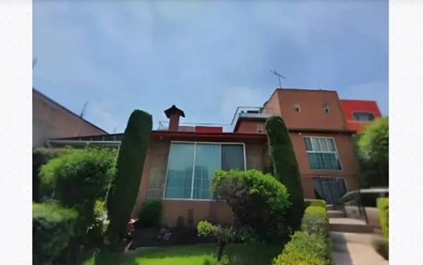 Casa en Remate Hipotecario en Estrella del Sur, Iztapalapa: Amplia y Bien Ubicada LAAB1 Casa en Remate Hipotecario en Estrella del Sur, Iztapalapa: Amplia y Bien Ubicada LAAB1