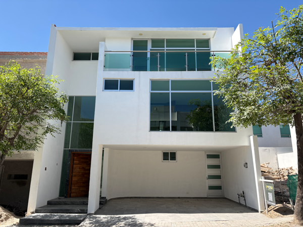 Casa en venta en Lomas de Angelópolis, San Andrés Cholula — foto 2 de 32