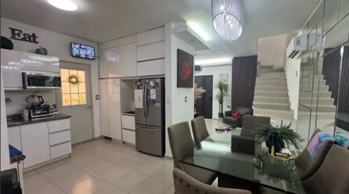 Casa en venta en Privadas Diamante, General Escobedo — foto 1 de 13
