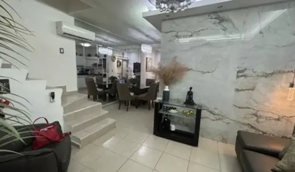 Casa en venta en Privadas Diamante, General Escobedo — foto 2 de 13
