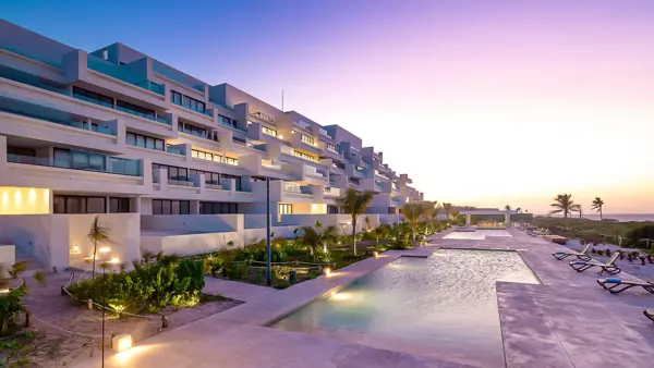 Turena es parte del complejo Kinuh con 41 departamentos y 5 pent-houses que combinan el lujo
