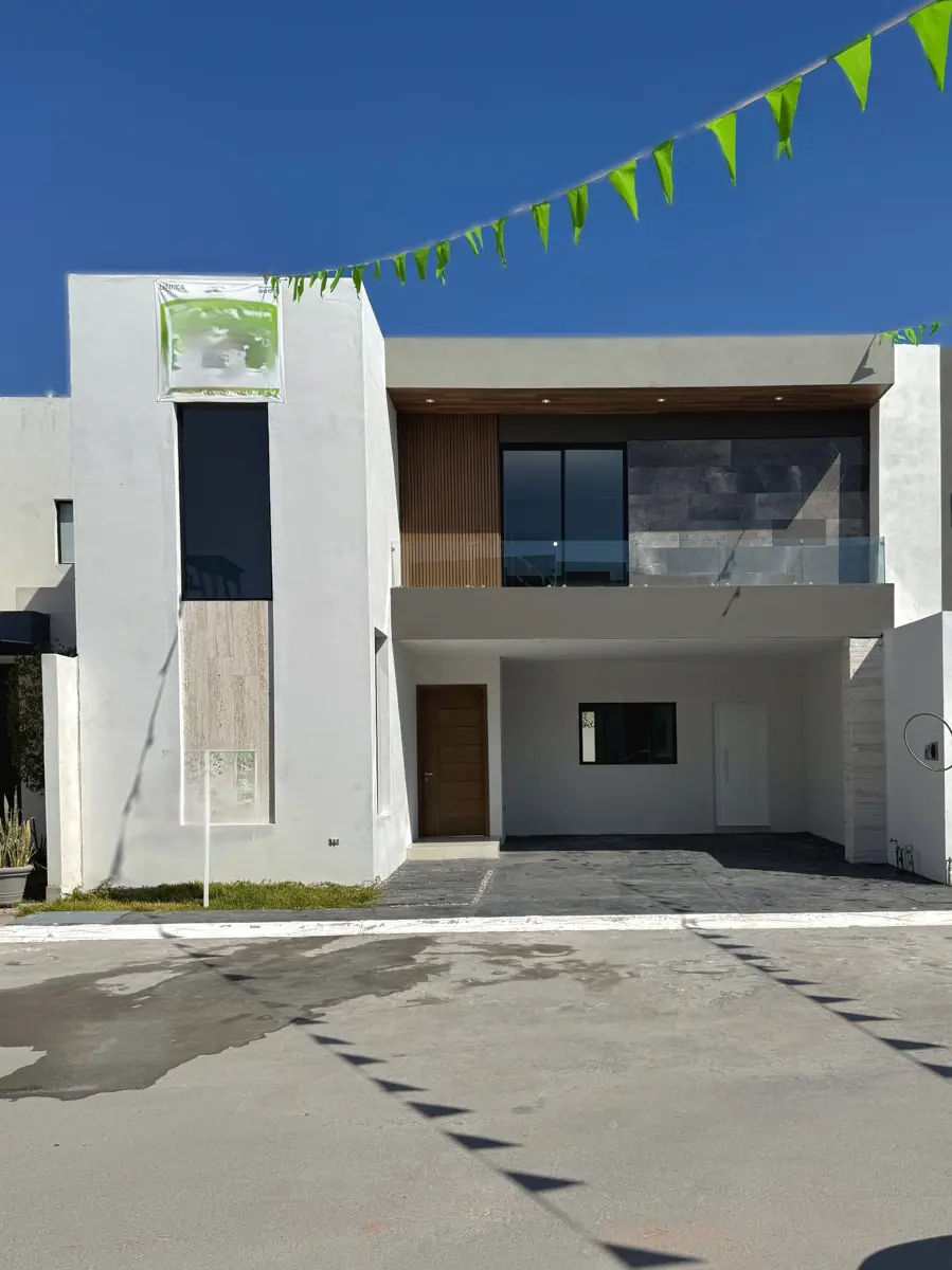 Casa en venta en Los Viñedos, Torreón — foto 1 de 26