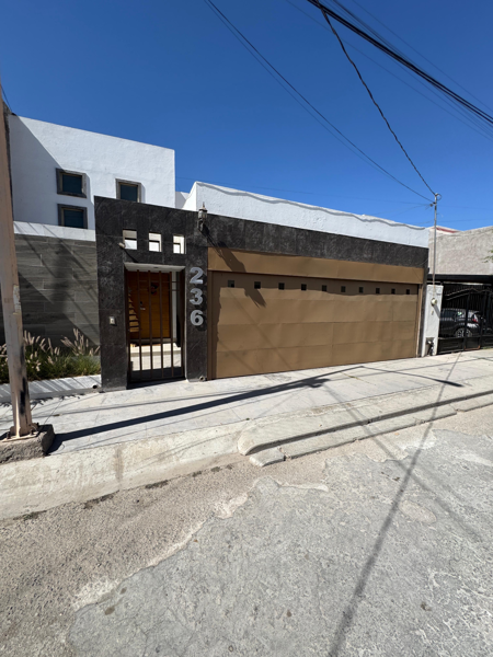 Casa en venta en Los Viñedos, Torreón — foto 1 de 21