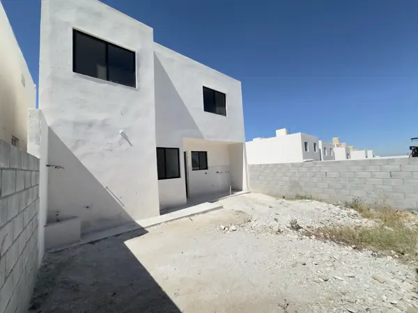 Casa en venta en Parajes de La Sierra, Saltillo — foto 3 de 19