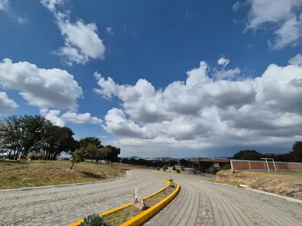 TERRENOS EN VENTA CON AMENIDADES PREMIUM Y CASA CLUB EN HARAS DEL BOSQUE, PUEBLA.