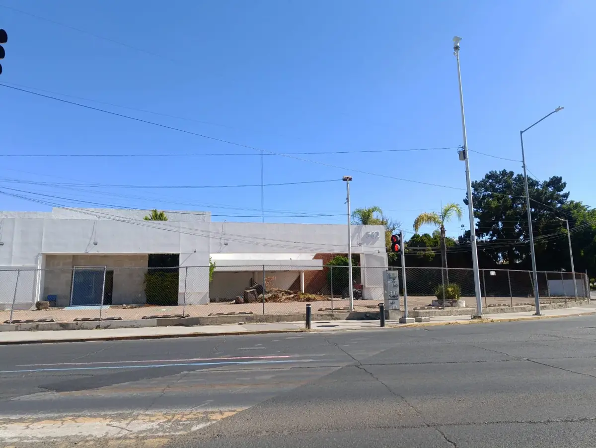 Local en renta en Los Eucaliptos, Irapuato — foto 1 de 27