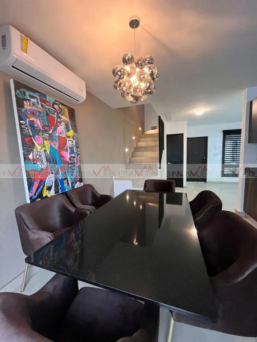 Casa en renta en Altrysa, García — foto 1 de 14