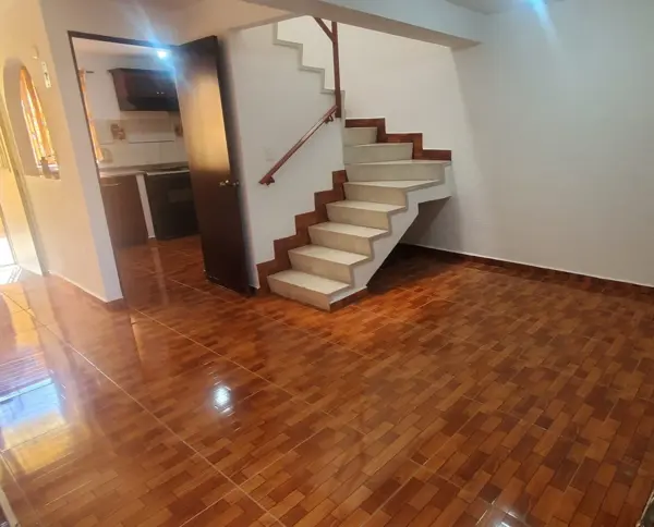 Casa recién remodelada en Las Américas